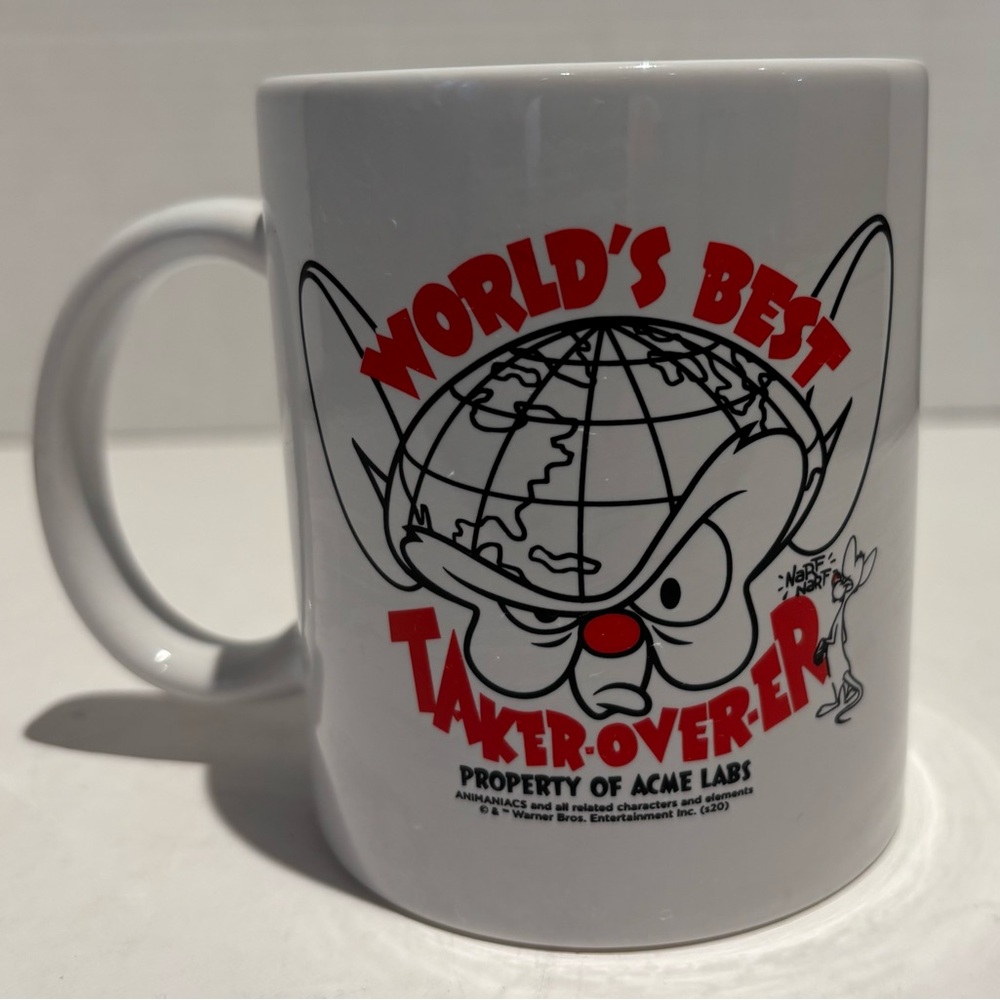 LOOT CRATE EXCLUSIVE PINKY AND THE BRAIN CERAMIC MUG WORLD'S BEST TAKEOVERER